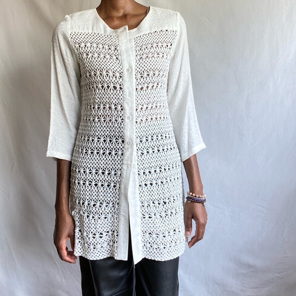 White crochet mixed textured top - Picture 9 of 11